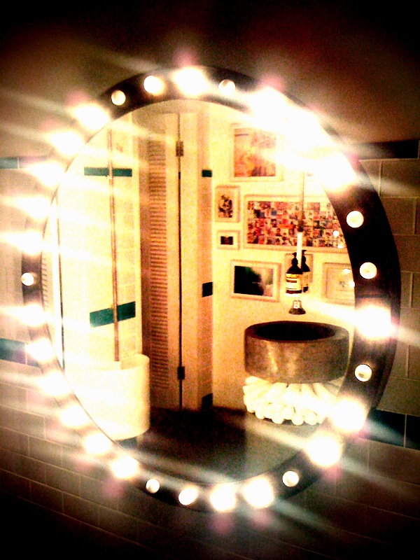 Sweet Mirror in a Seminyak (Bali) Restaurant Sweet Mirror in a Seminyak (Bali) Restaurant