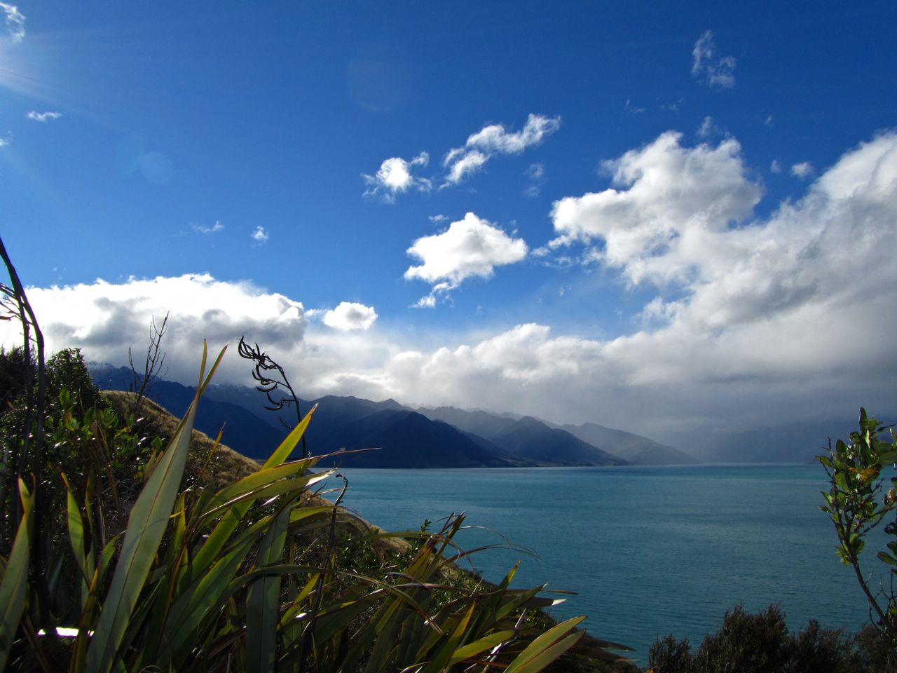 Lake Hawea New Zealand - South Island Lake Hawea New Zealand - South Island