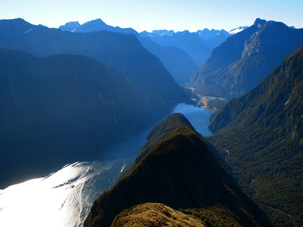 Huge View Huge View