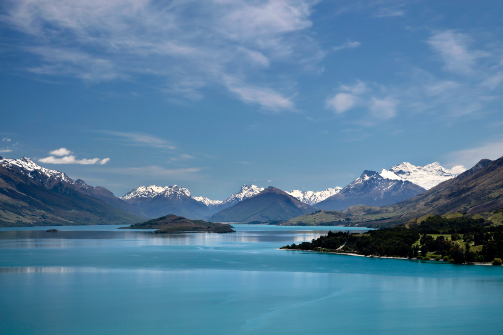 Lake Wakatipu (South Island) Lake Wakatipu (South Island)